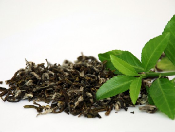 В Азербайджане падает производство при импорте чайного сырья