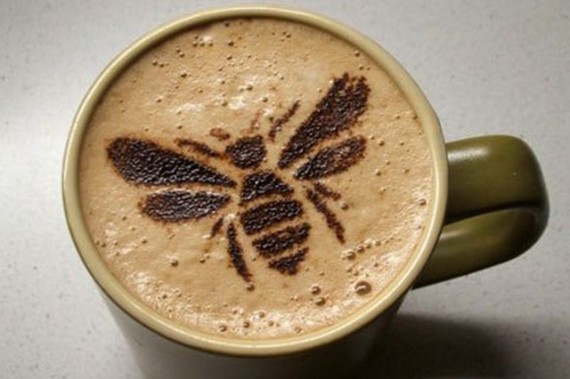 Пчёлки тоже любят кофе!